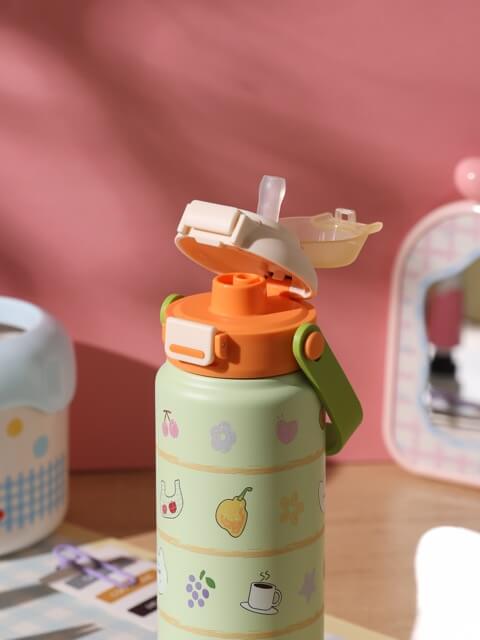 ขวดน้ำเก็บความเย็น เคลือบเซรามิก EKOZOU KATI AND CHATHAI ขนาด 750ML. (PINK-CREAM)